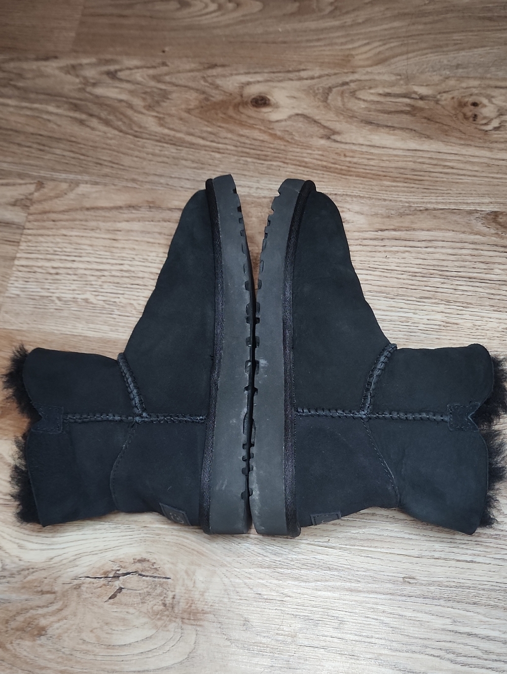 Ugg Black Mini Baily Button Bling Suede Sheepskin Womens Ankle Boots - Picture 7 of 12